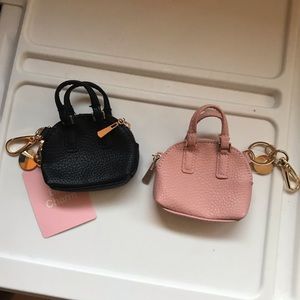 💚3/$20💚NWT working bag, bag charms / key fobs